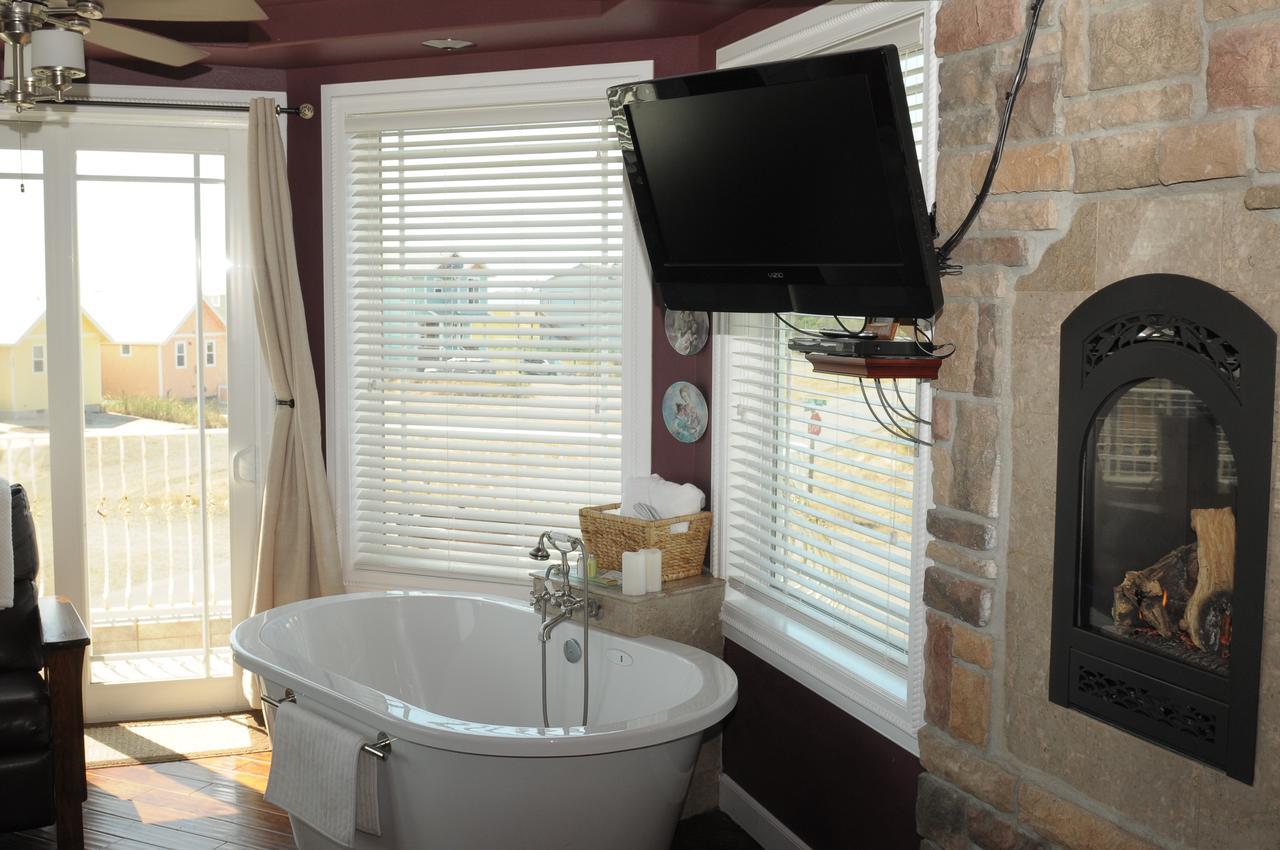 Collins Inn & Seaside Cottages (Adults Only) โอเชียนชอร์ส ภายนอก รูปภาพ