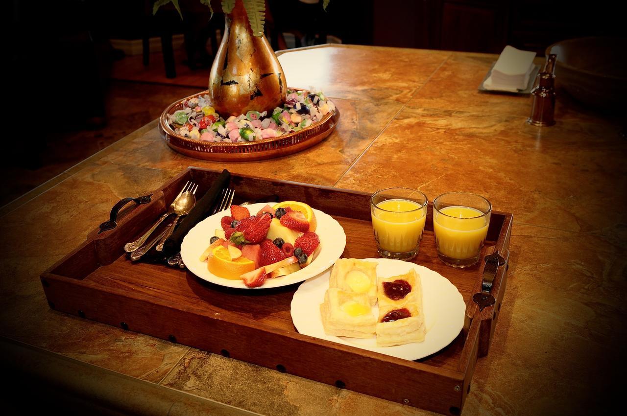 Collins Inn & Seaside Cottages (Adults Only) โอเชียนชอร์ส ภายนอก รูปภาพ