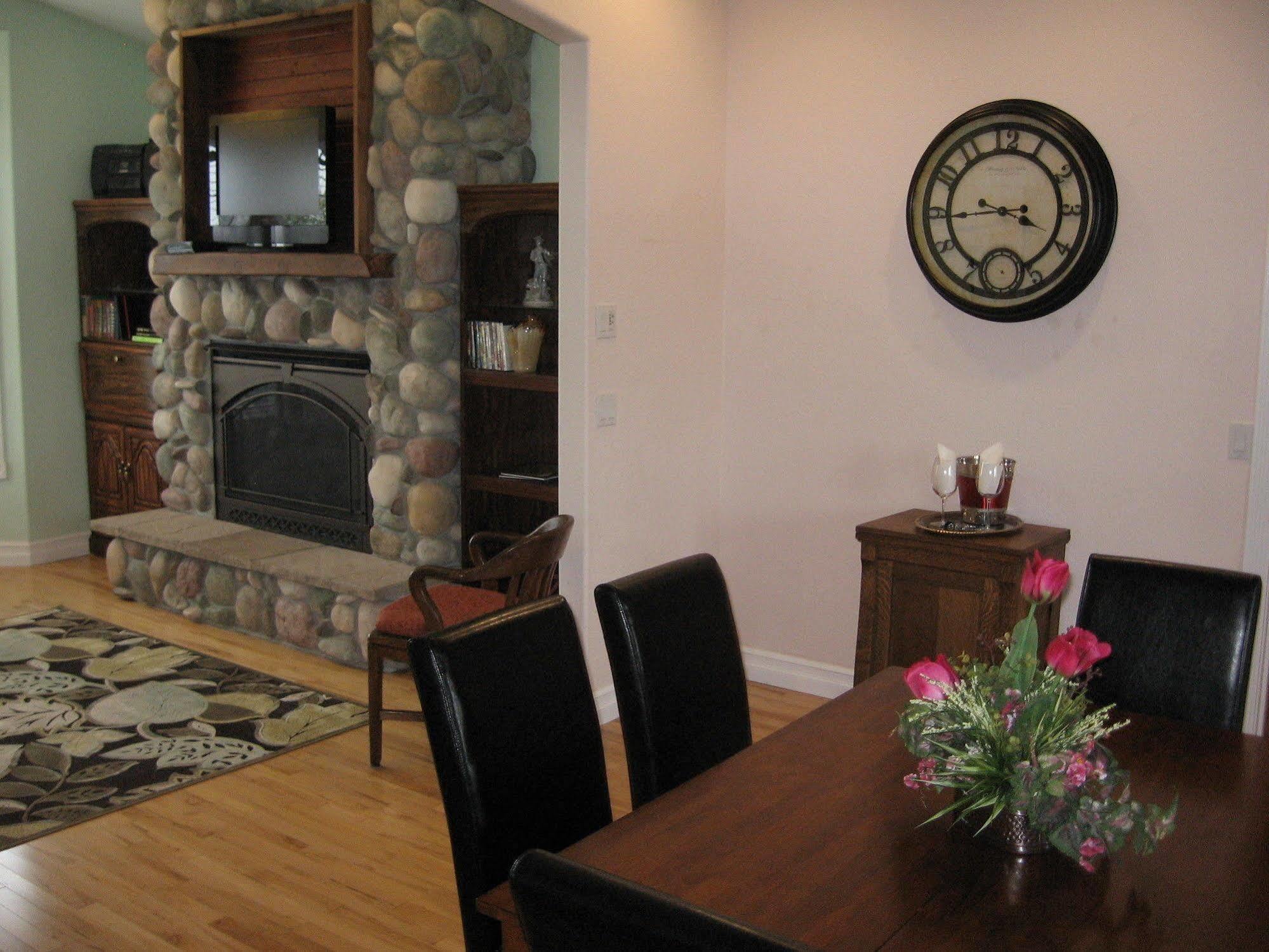 Collins Inn & Seaside Cottages (Adults Only) โอเชียนชอร์ส ภายนอก รูปภาพ